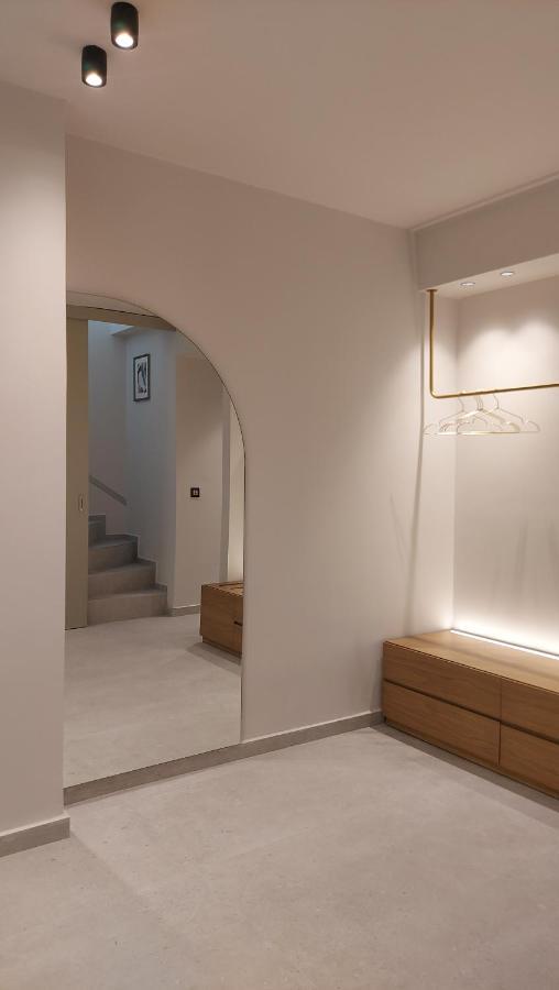 이에리소스 Kynara Elegant Living 아파트 호텔 외부 사진